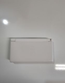 Ds lite with pokemon games, trade for a 3ds