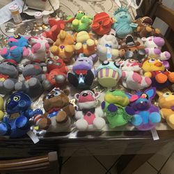 Five Nights At Freddy’s Plushes 