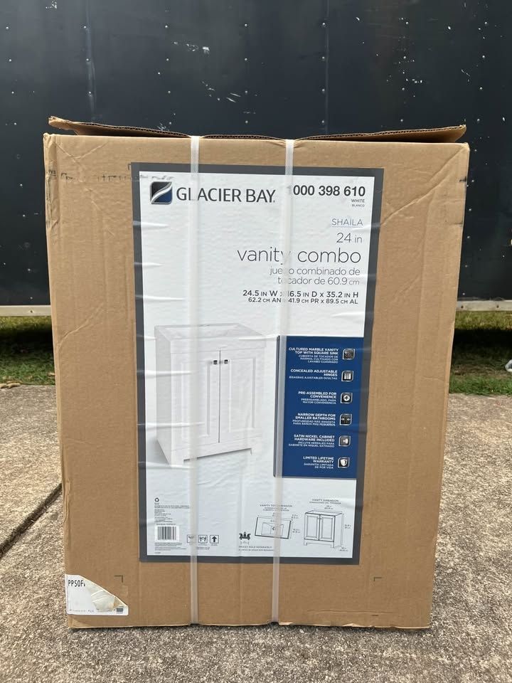 Glacier Bay 24.5in White Vanity Combo