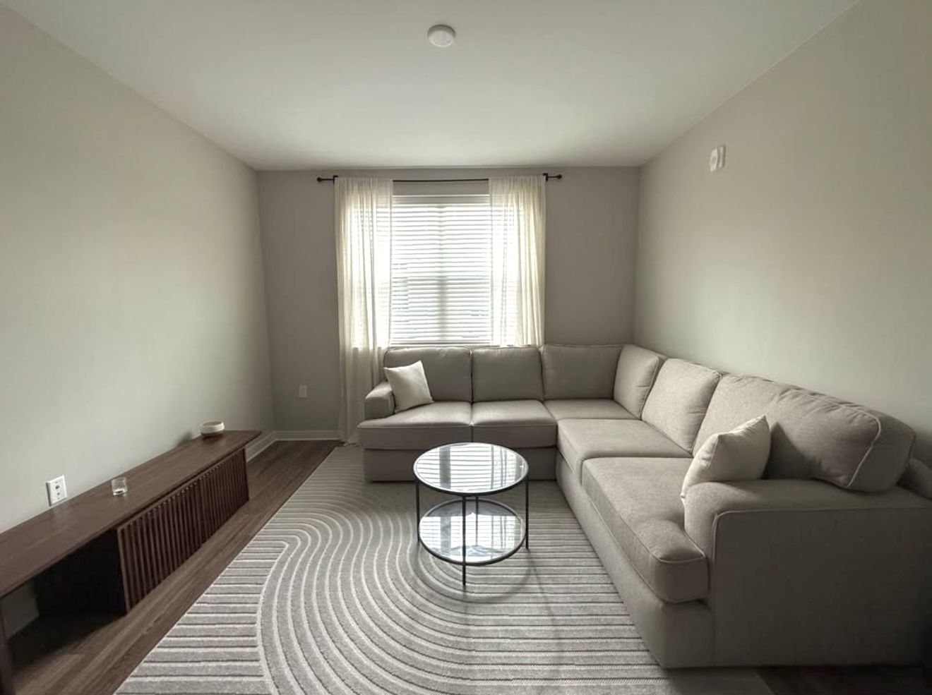 Round Black Coffee Table for Living Room, 2-Tier Glass Top