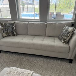 Cindy Crawford Home Central Boulevard Off-White Textured Sofa