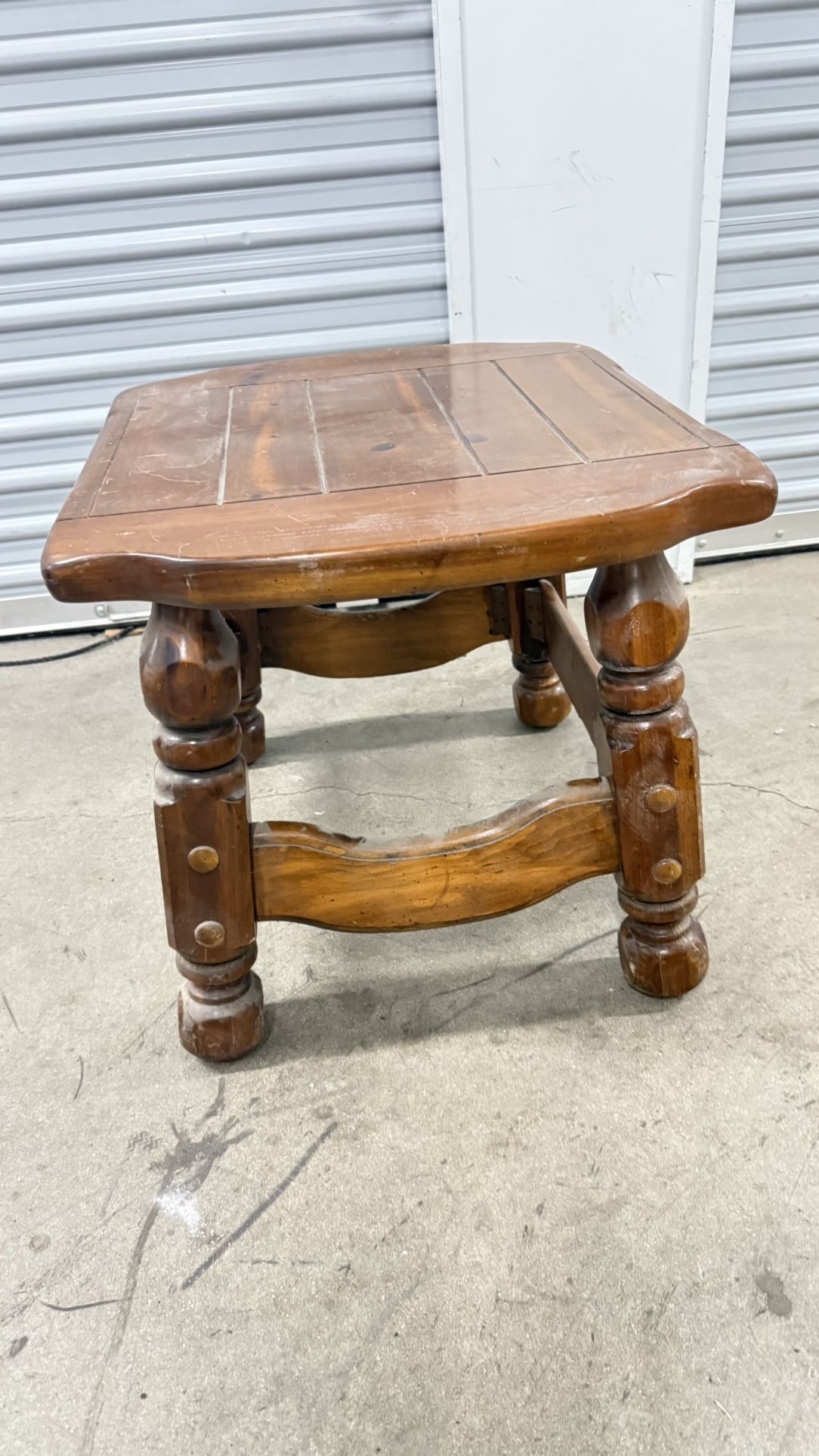 Beautiful, vintage, heavy oak end table