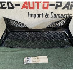 2018 - 2019 - 2020 - 2021 TOYOTA CAMRY SE XSE FRONT LOWER BUMPER GRILLE OEM AY06147