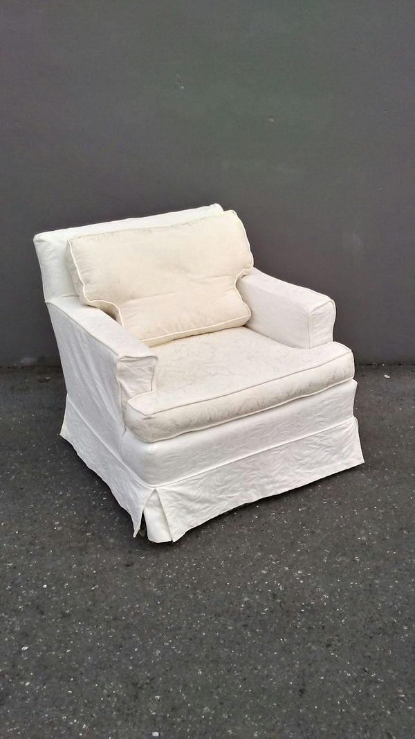 Comfy Vintage Chair Covered With New Slip Cover For In Everett Comfy Vintage Chair Covered With New Slip Cover For In Everett Wa Offerup