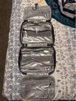 Stuery Hanging Travel Toiletry Bag