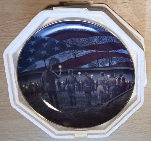 CANDLELIGHT MEMORIAL" NUMBERED COLLECTOR'S PLATE SOLD BY THE FRANKLIN MINT, *READ THE DESCRIPTION*