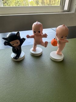 Set of Kewpies