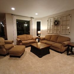 Furniture Set - 7 Piece