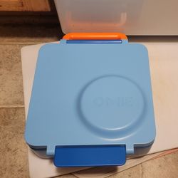 Omie Lunch Box