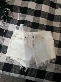 Women’s Levi’s shorts