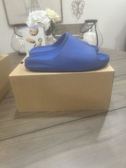 yeezy slide azure