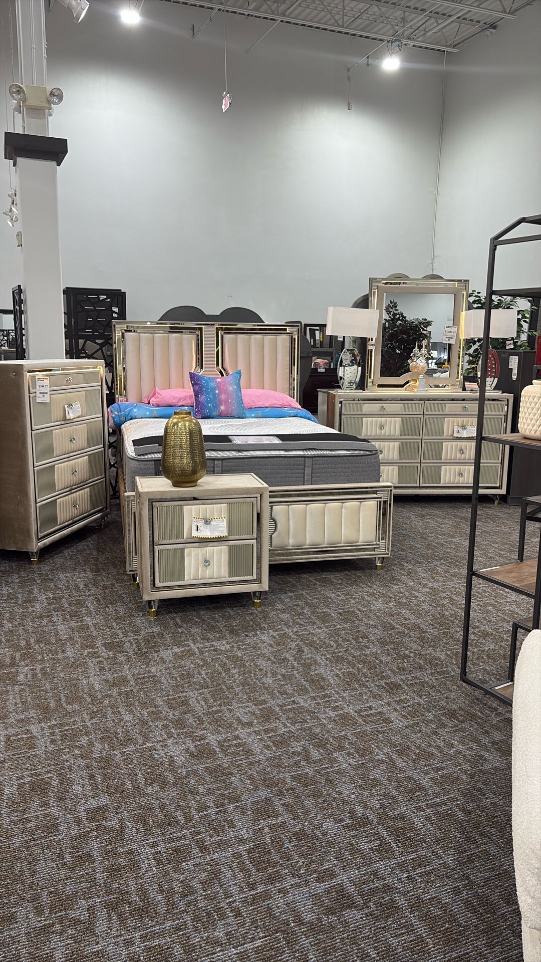 Queen Bedroom Set