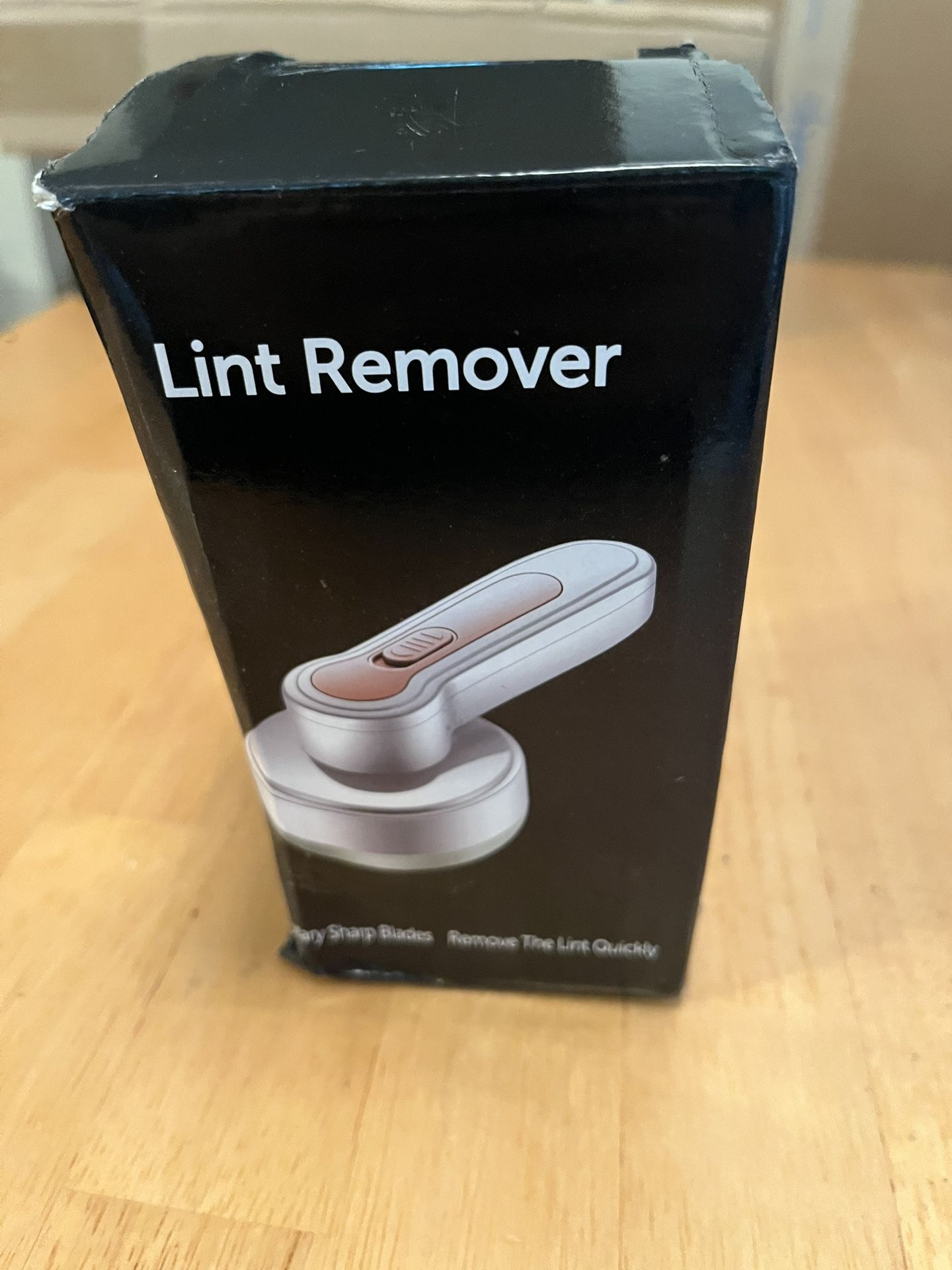 Lint Remover. 