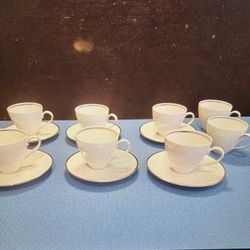 Beautiful Vintage Porcelain Johann Haviland Bavaria Cups And Saucers 