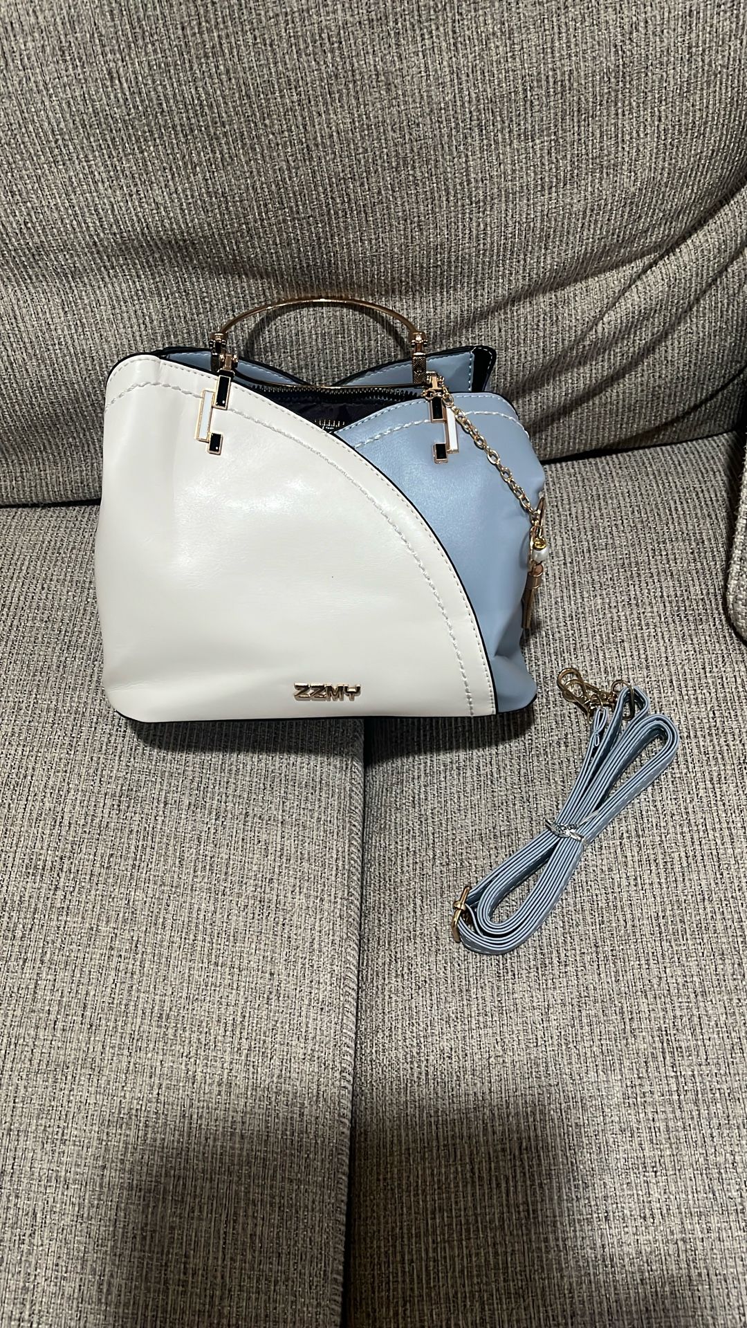 Bonita Cartera Nueva