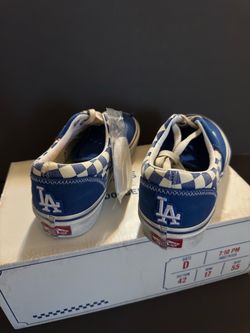 Dodger x Vans Union Low Top Size 6 men’s/7.5 women “ Dodgers classic blue “