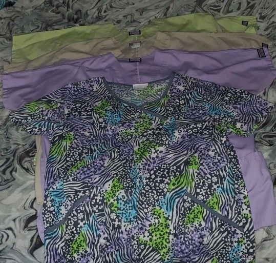 4 Medium Scrub Tops