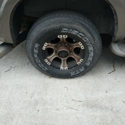 Ford Excursion Tires And Rims  265 75 R 16