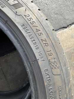 TESLA Model Y 255/45/19 Michelin (2 Tires) $60.00Both