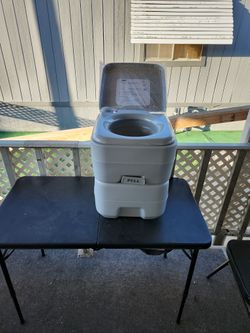 Portable Travel Toilet I Pay 120$$