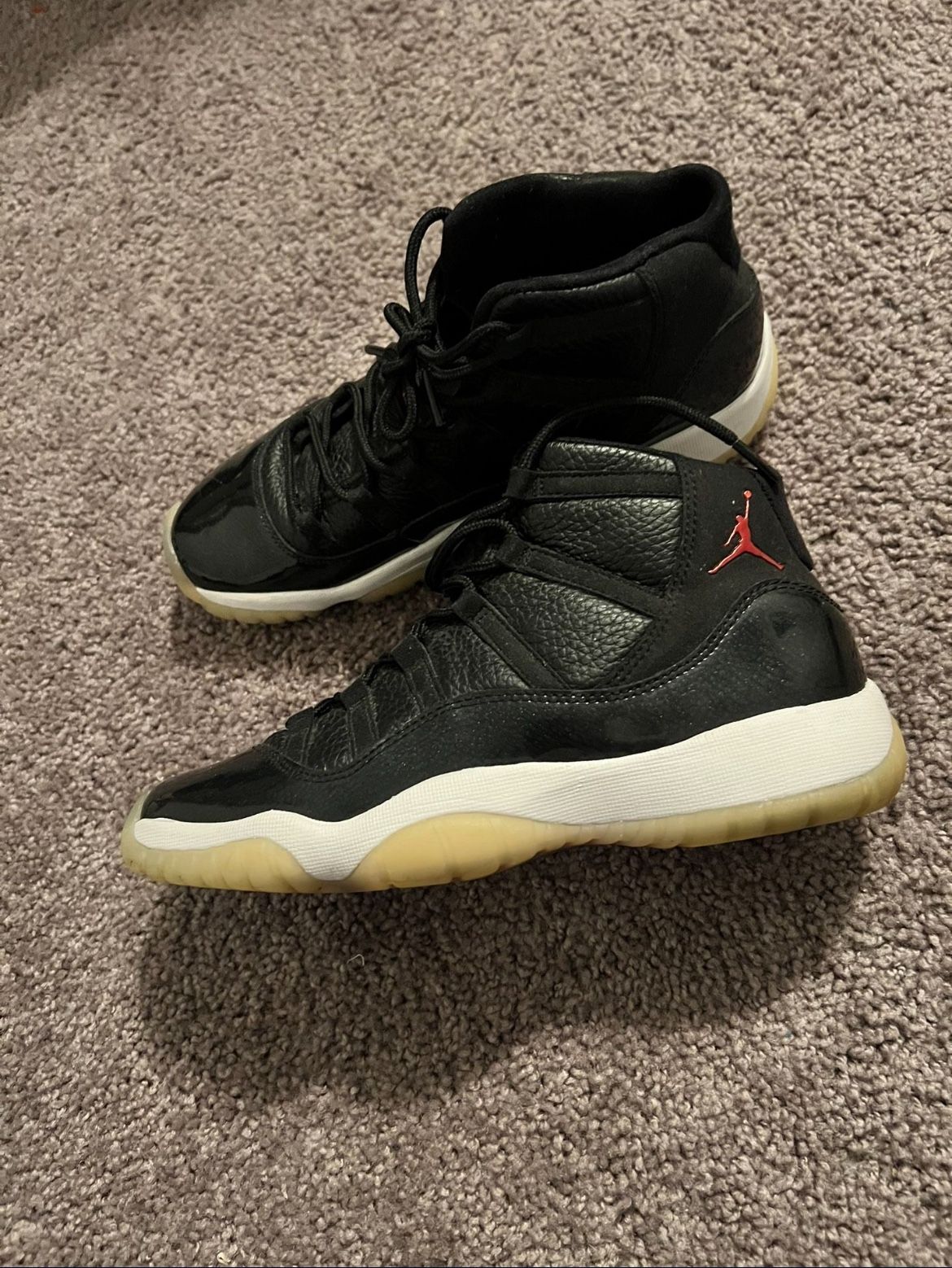 JORDAN 11 RETRO '72-10'