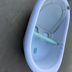Frida Baby Bathtub