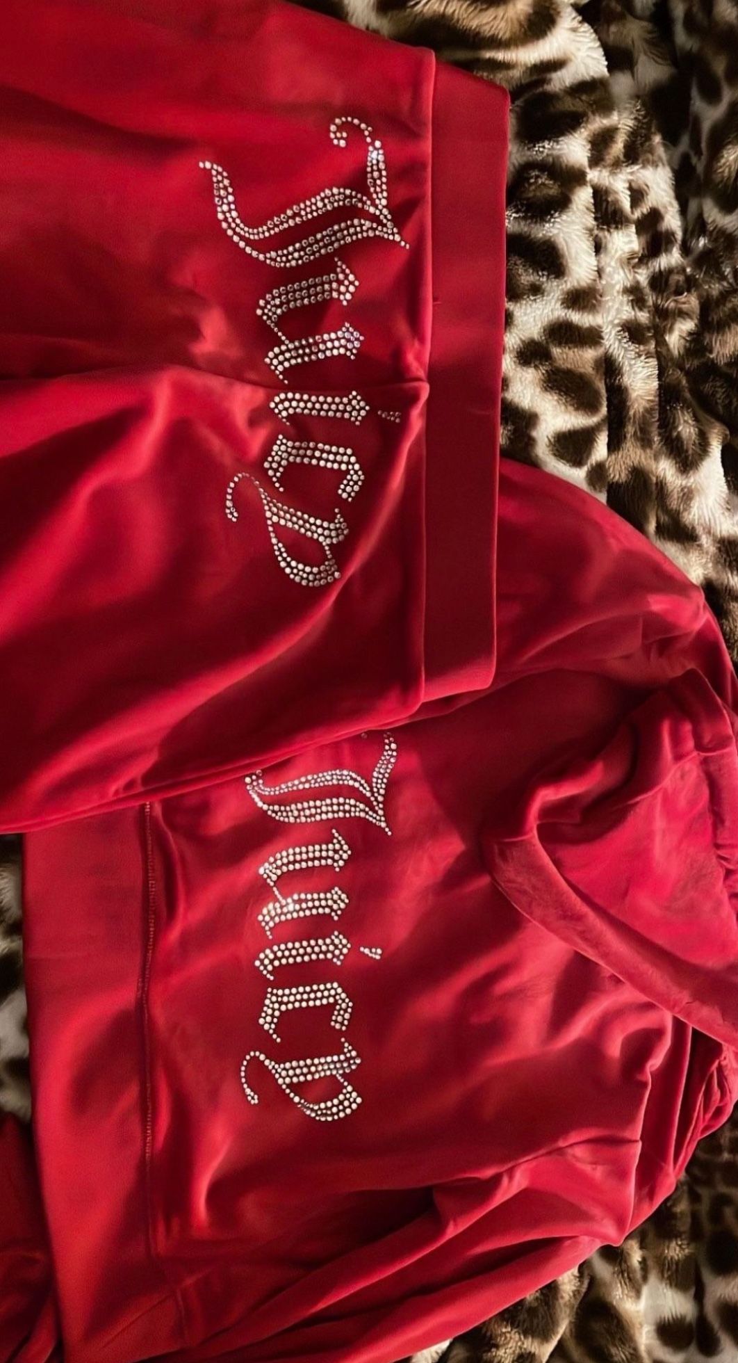 New Juicy Couture Tracksuit $150 Pick Up Only