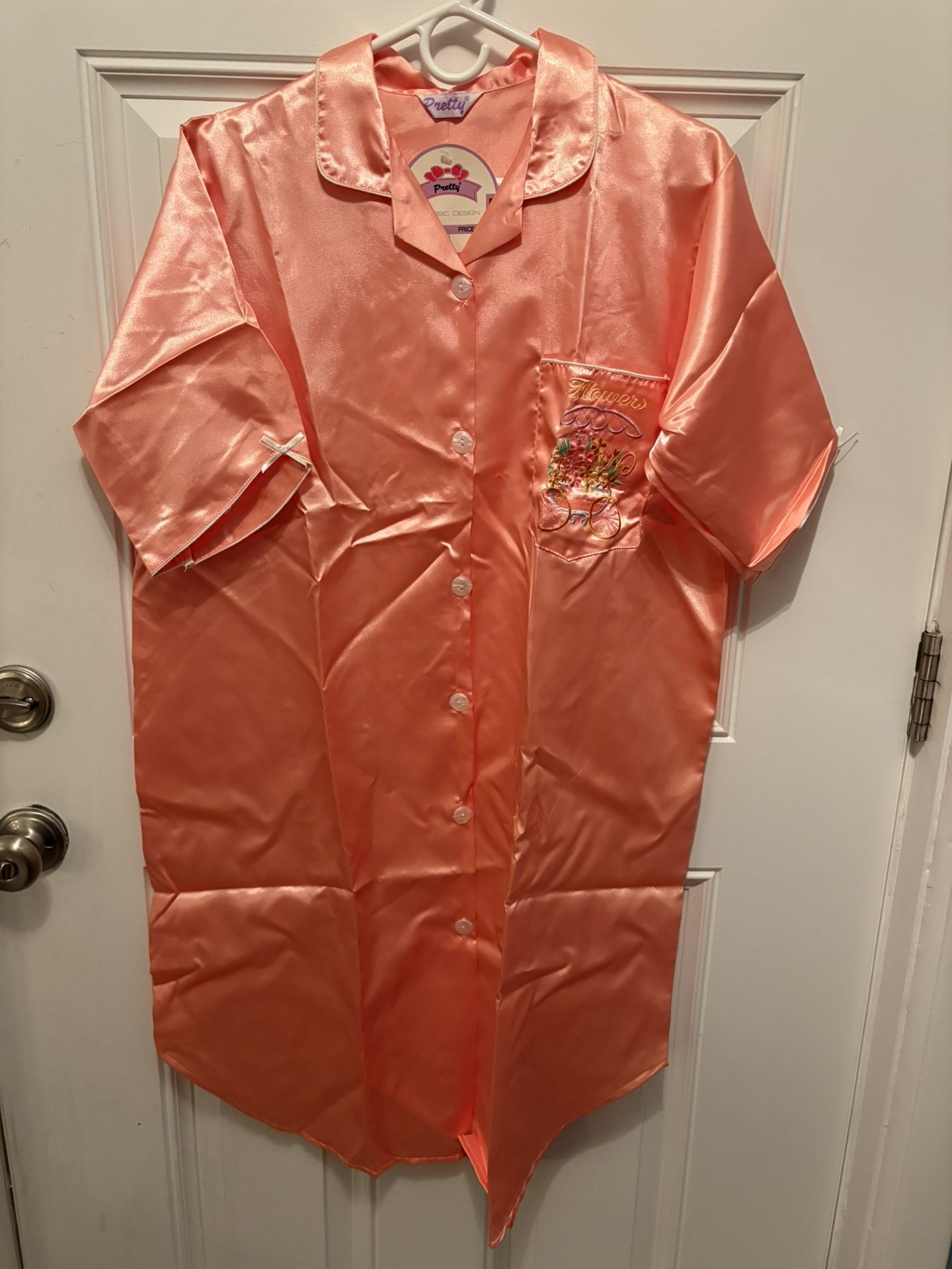 Women’s Nightgown. Multiple Options To Choose From.
