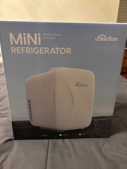 Countertop mini fridge