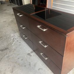 Dresser With Mirror And 2 Side Table  