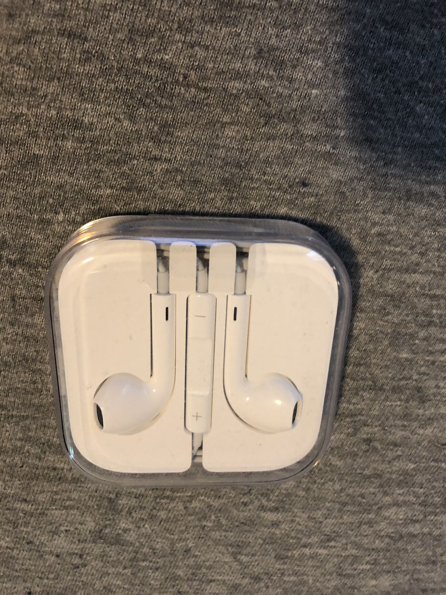 Apple EarPods with 3.5mm connector