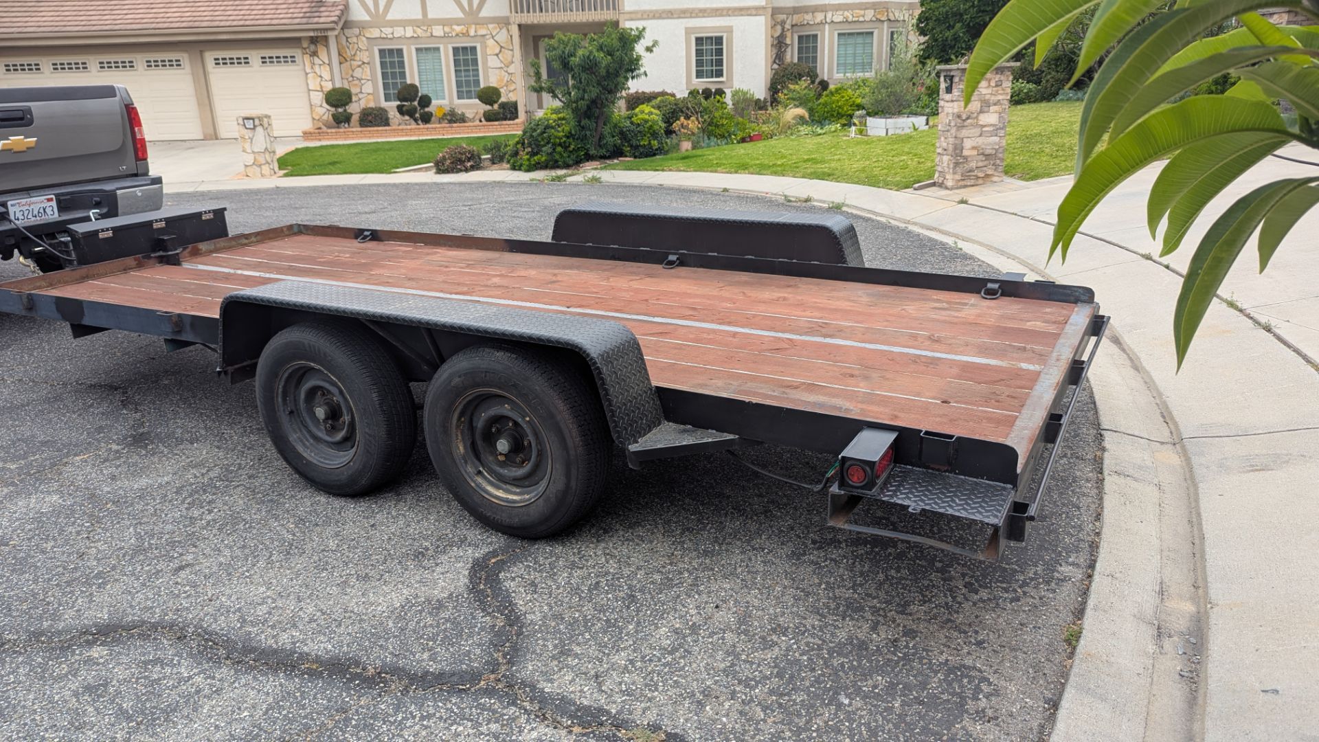 16 Foot Dual Axle Utility Trailer for Sale in Santa Ana, CA - OfferUp