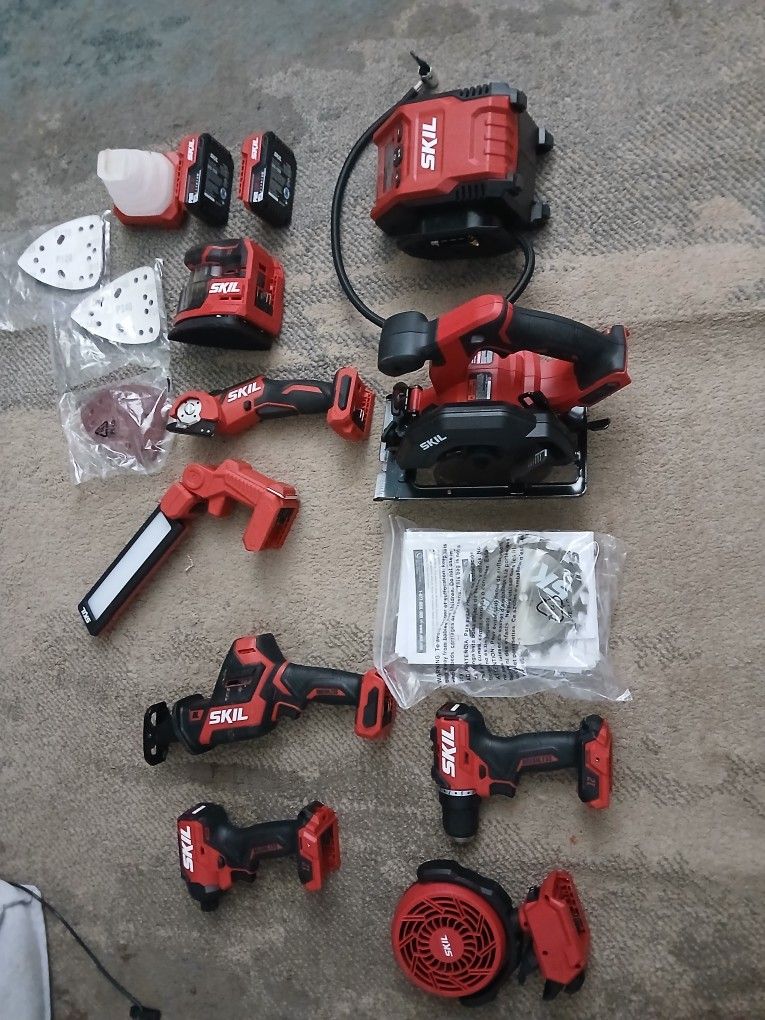 Brand New 10 Tool 2 Battery Skil Power Tool Kit