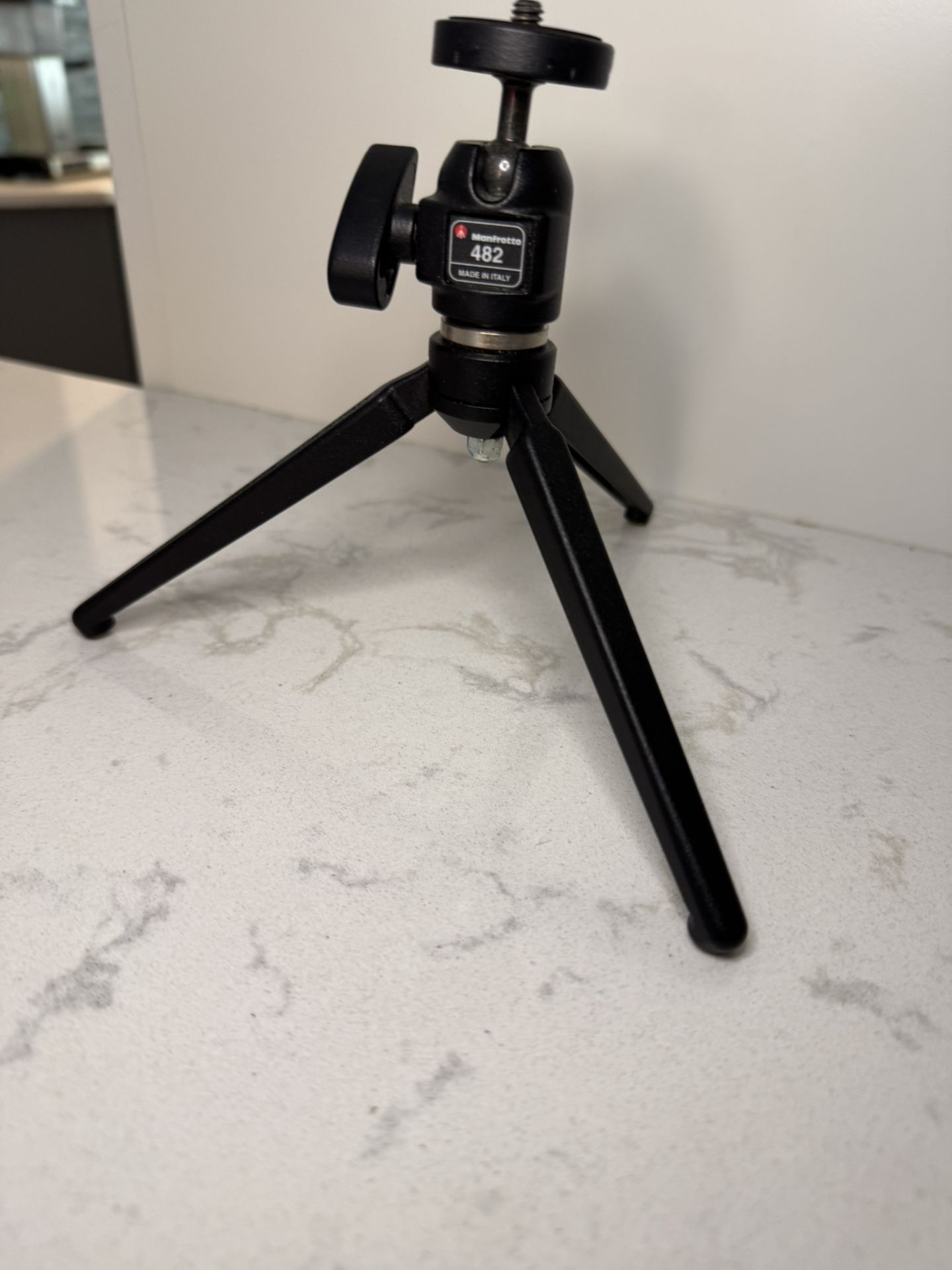 Tripod Manfrotto 482