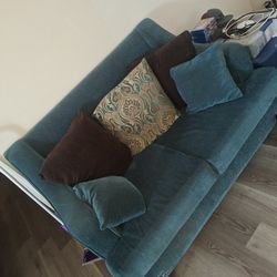 Couch / Couches