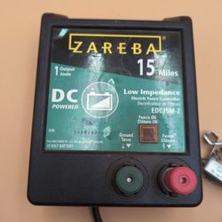 Zareba 15mile Electric Fence Controller * LIKE NEW *