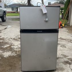 Insignia Mini Refrigerator