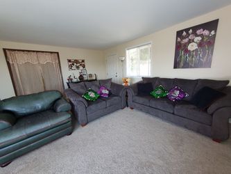 Microfiber sofa set (like new)