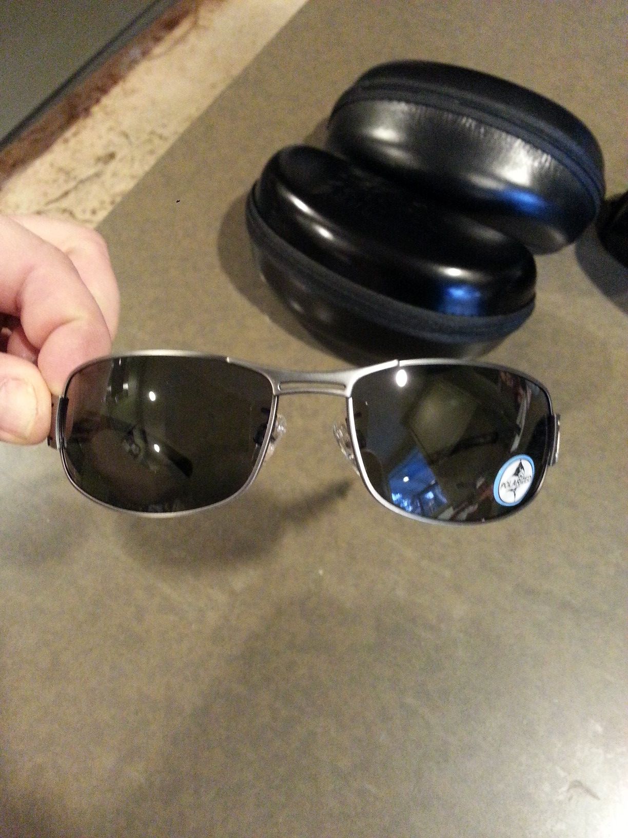Black flys metal frame sunglasses polarized