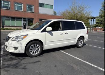 2012 Volkswagen Routan