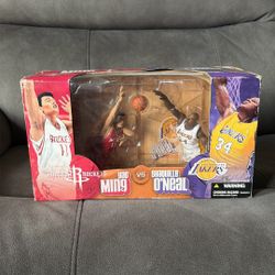 McFarlane Sports Yao Ming vs Shao Shaquille O'Neal NBA Basketball Box Set