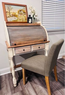 Refinished Rolltop Desk – Cottage / Farmhouse Style