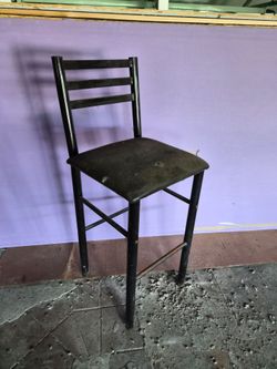 Restaurant Bar Stools Bar Height Chairs 50 Available $15 Each