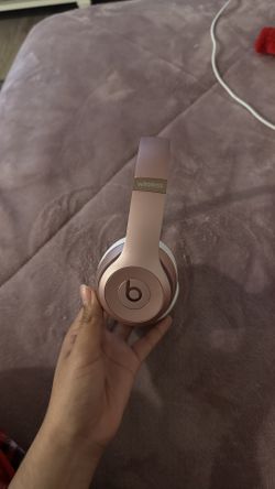 Beat Wireless Headphones
