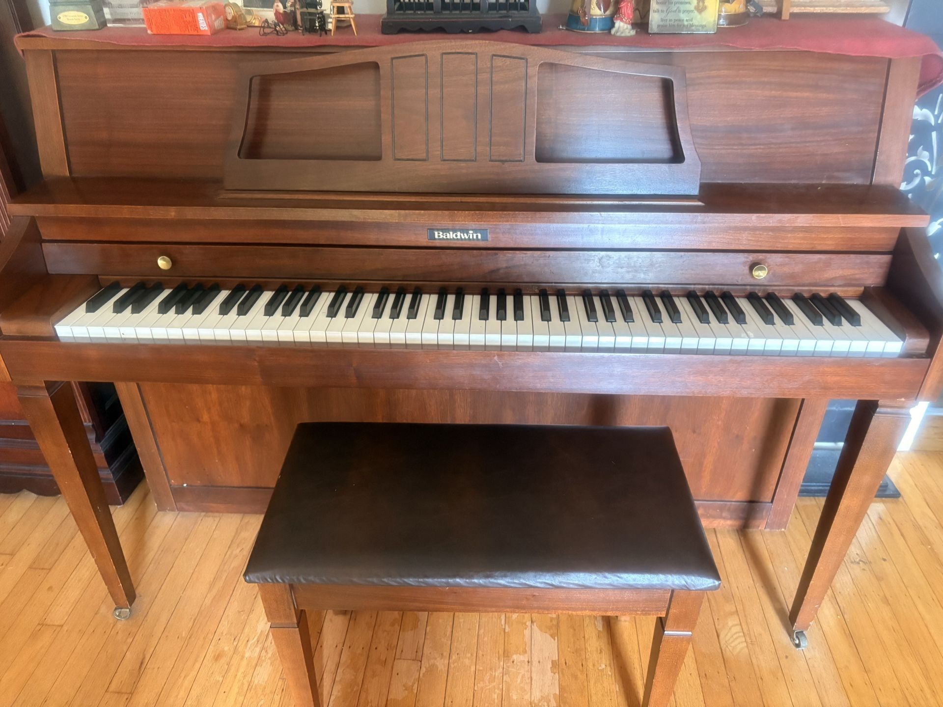 Baldwin Upright Piano Style 600