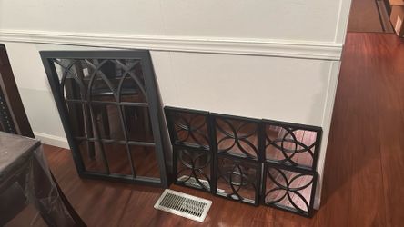 7 Piece Wall Mirrors Excellent Conditions Like New