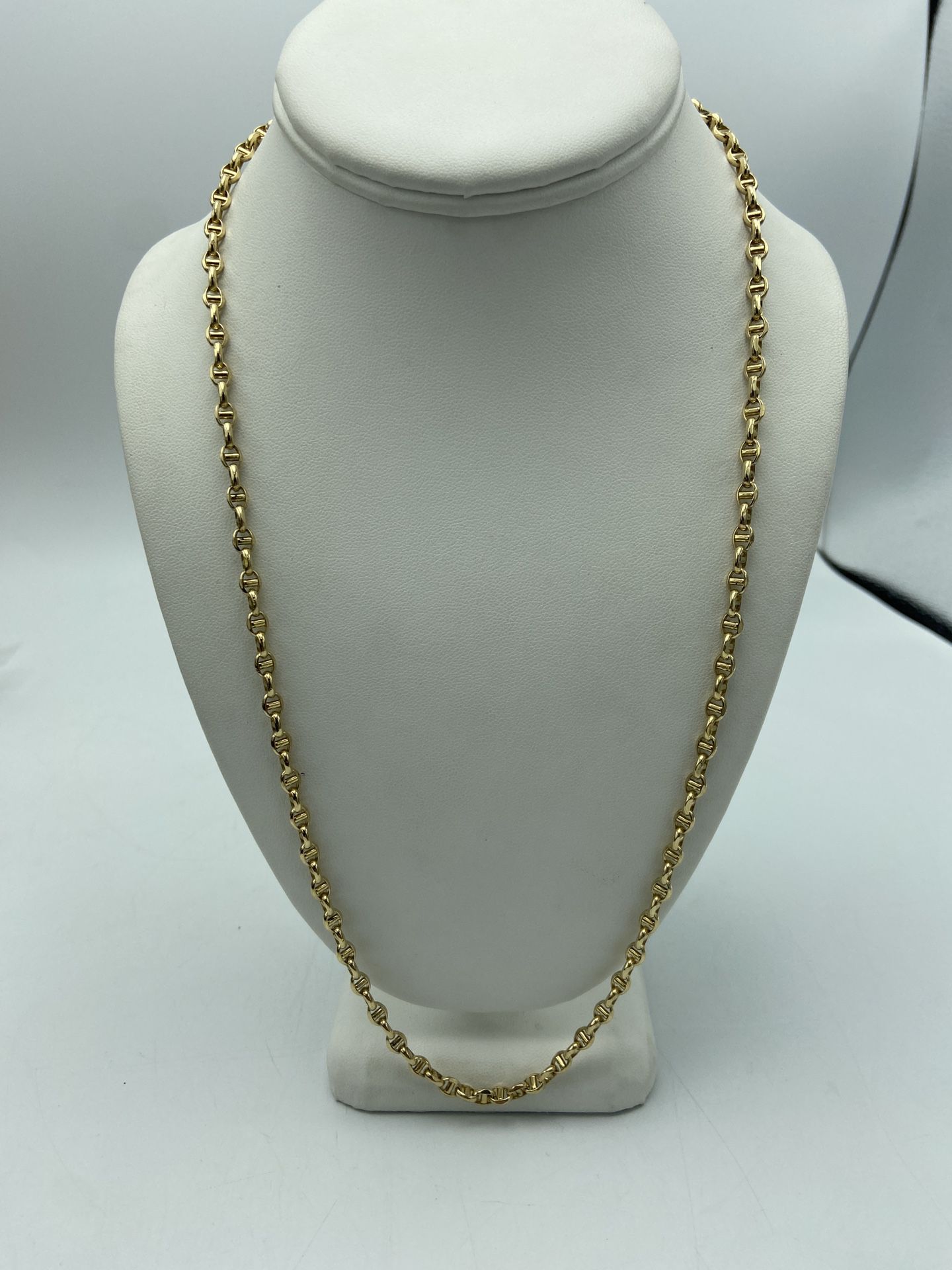 14kt Yellow Gold Semi Hollow Mariner Link Chain 24”
