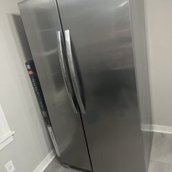 Refrigerator For Sale