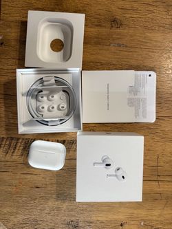 Apple AirPods Pro 2nd Gen USB-C + MagSafe Case – Box & Accessories