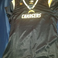New Woman’s size l Chargers jersey shirt